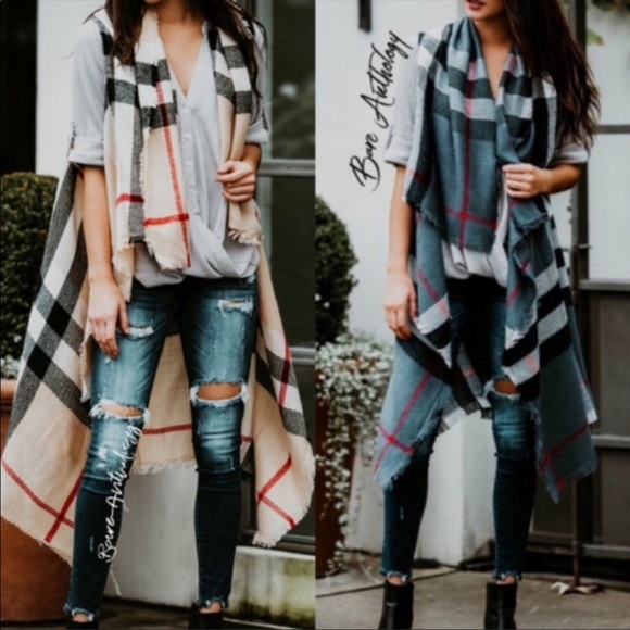 Tops - 🎉🎉HP🎉🎉 Gorgeous Plaid Shawl/Vest